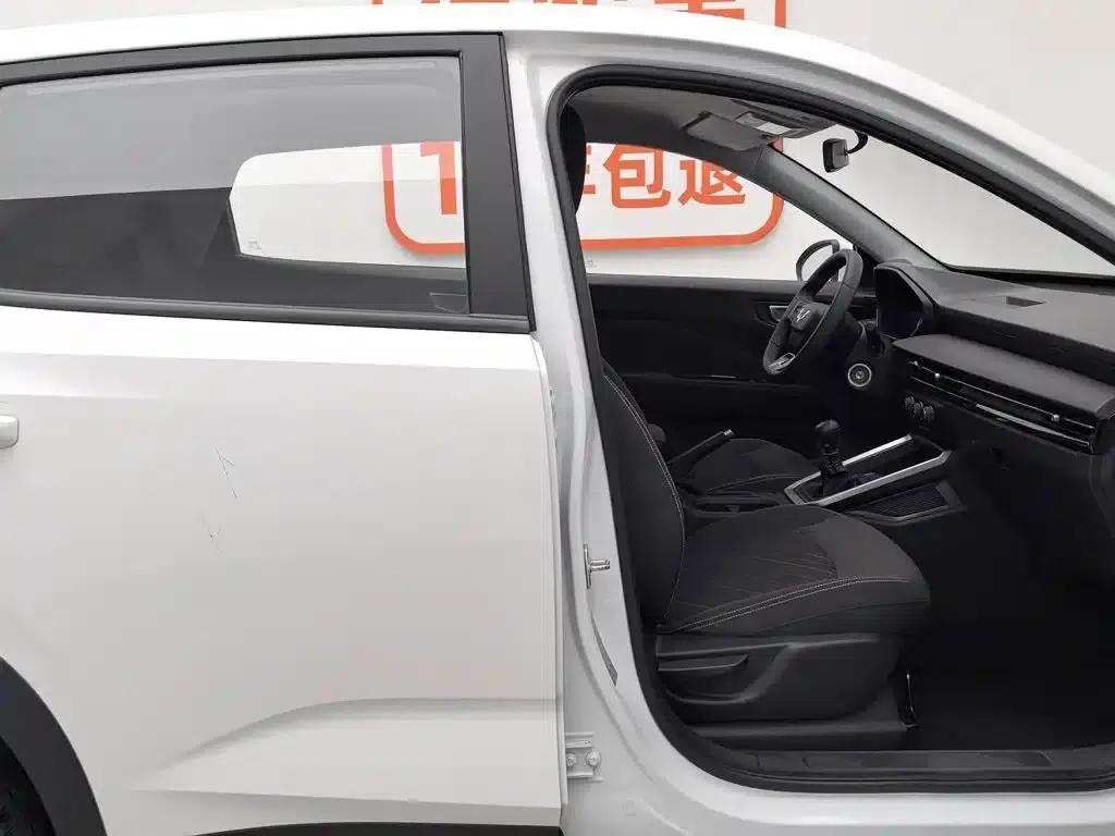 Wuling Xingchi 2022 1.5L Manual Freestyle — миниатюра 23