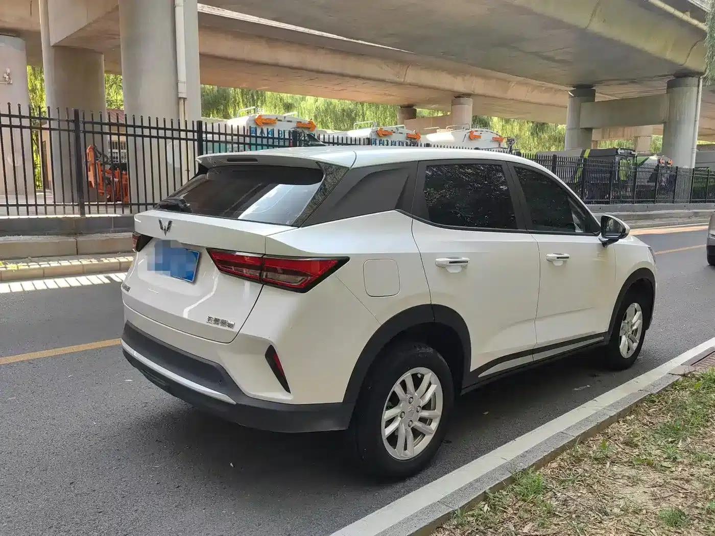 Wuling Xingchi 2022 1.5L CVT Enjoyable Model — миниатюра 8