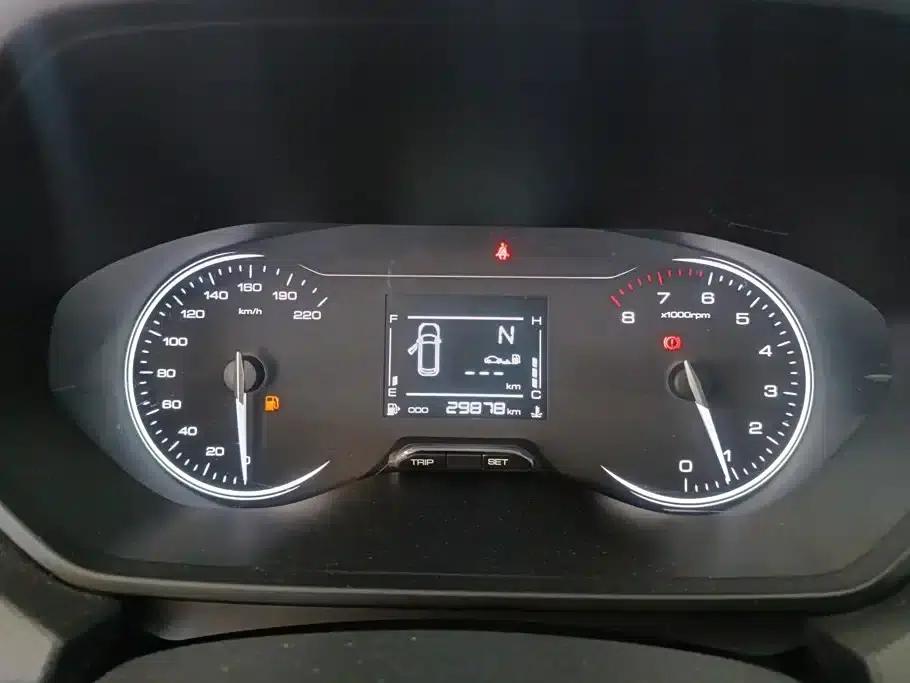 Wuling Xingchi 2022 1.5L Manual Freestyle — миниатюра 14