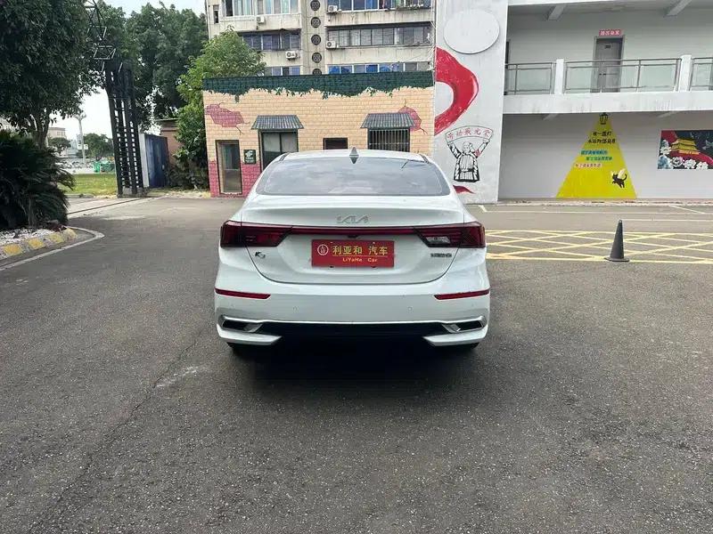 Kia K3 2021 1.5L IVT Luxury Edition — миниатюра 4