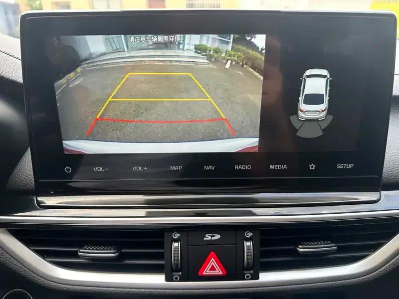 Kia K3 2021 1.5L IVT Luxury Edition — миниатюра 8