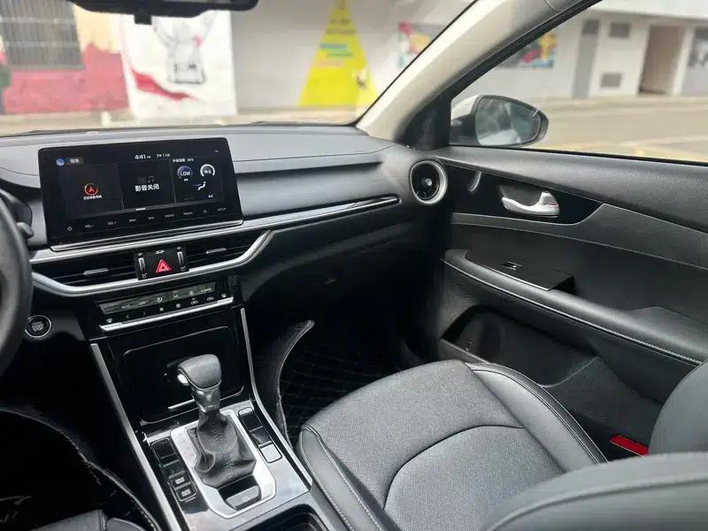 Kia K3 2021 1.5L IVT Luxury Edition — миниатюра 9