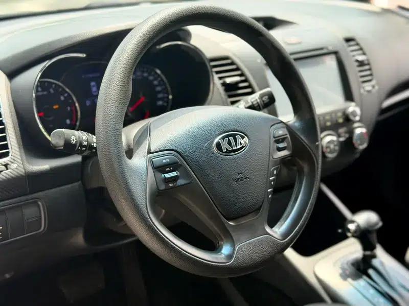 Kia K3 2013 1.6L Automatic GL — миниатюра 11