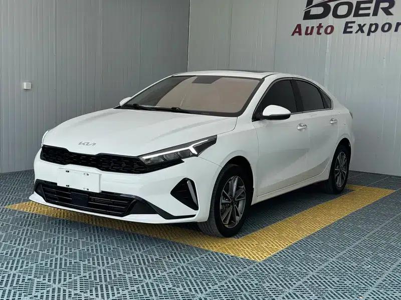 Kia K3 2023 1.4T DCT Luxury Edition — миниатюра 1