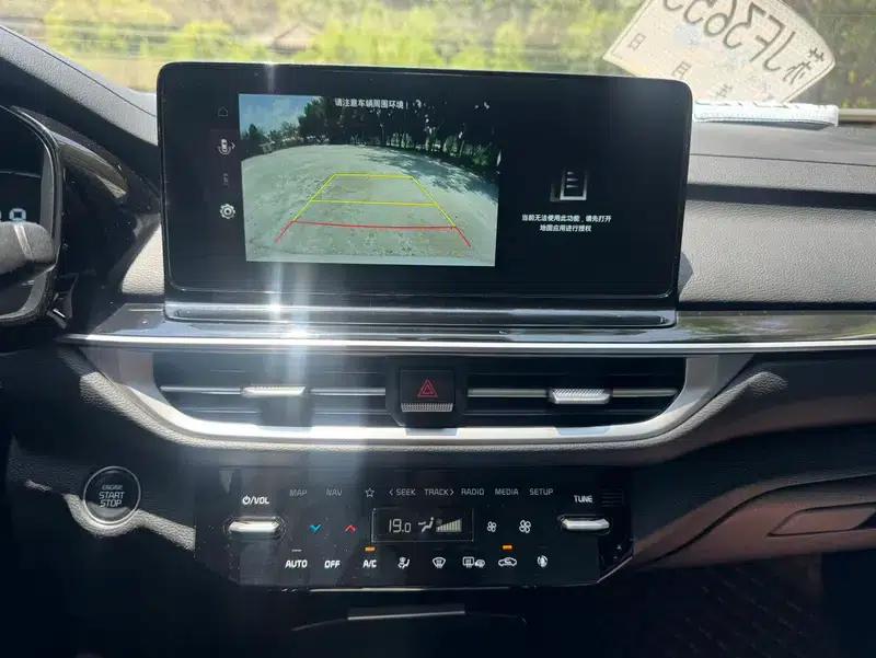 Kia K3 2023 1.4T DCT Luxury Edition — миниатюра 17
