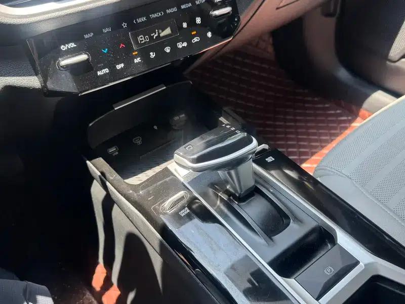 Kia K3 2023 1.4T DCT Luxury Edition — миниатюра 20