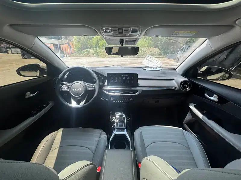 Kia K3 2023 1.4T DCT Luxury Edition — миниатюра 21