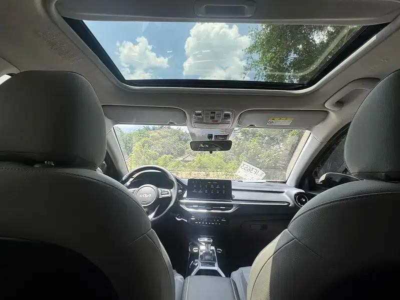 Kia K3 2023 1.4T DCT Luxury Edition — миниатюра 22