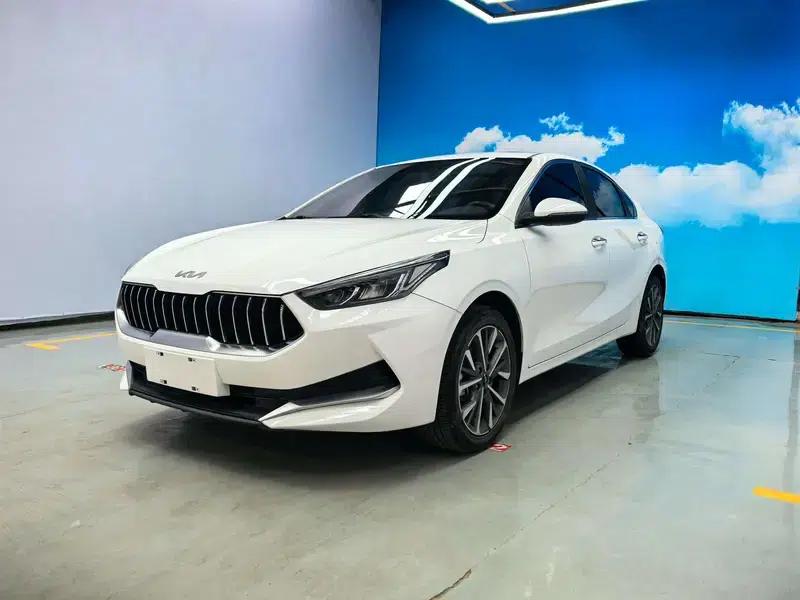 Kia K3 2021 1.5L IVT Fashion Edition — миниатюра 1