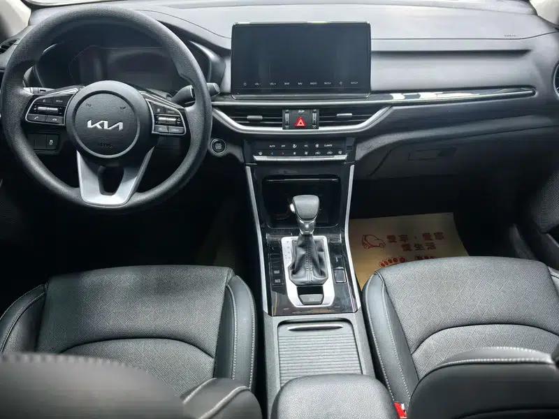 Kia K3 2021 1.5L IVT Fashion Edition — миниатюра 14