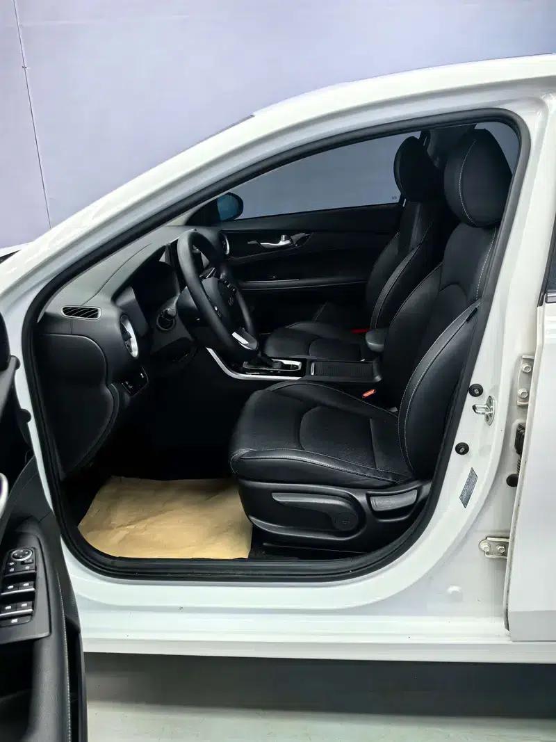 Kia K3 2021 1.5L IVT Fashion Edition — миниатюра 18