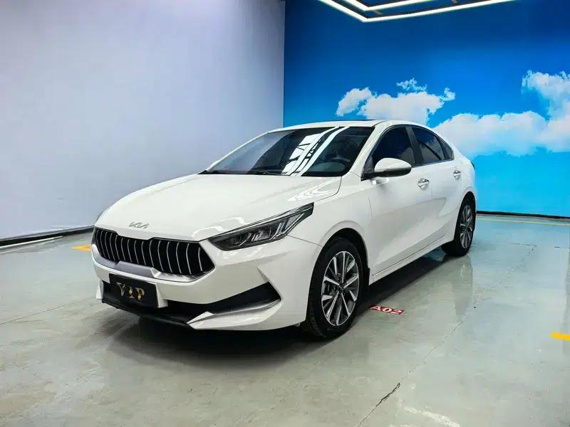 Kia K3 2021 1.5L IVT Fashion Edition — миниатюра 1