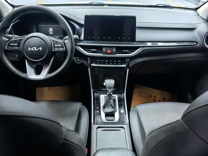Kia K3 2021 1.5L IVT Fashion Edition — миниатюра 15