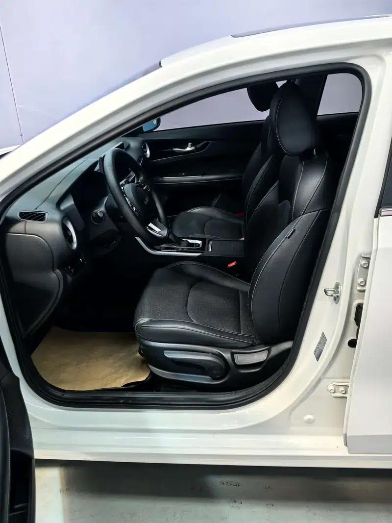 Kia K3 2021 1.5L IVT Fashion Edition — миниатюра 21
