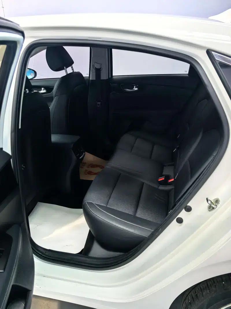 Kia K3 2021 1.5L IVT Fashion Edition — миниатюра 22