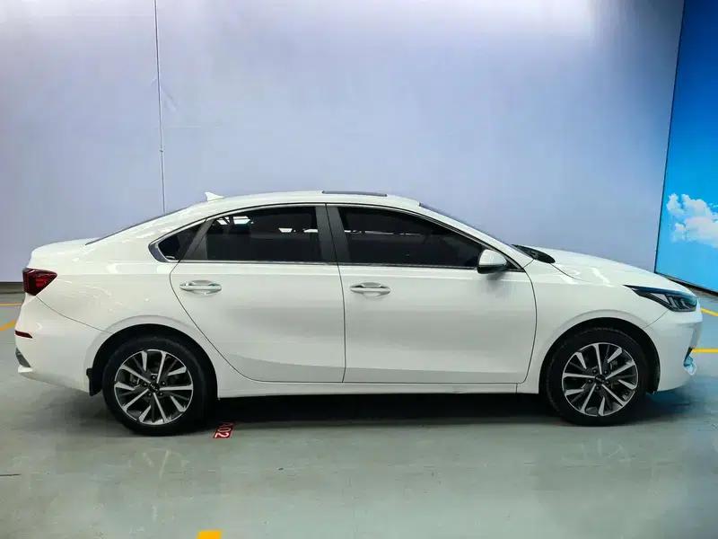 Kia K3 2021 1.5L IVT Fashion Edition — миниатюра 8
