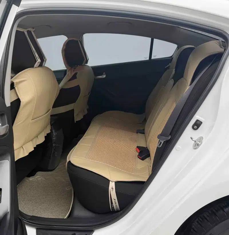 Kia K3 2015 1.6L Manual GL — миниатюра 9