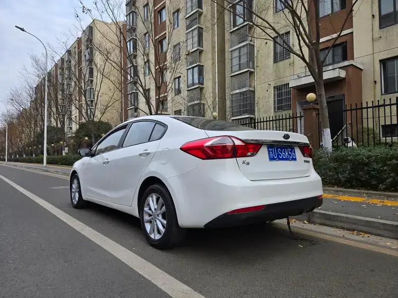 Kia K3 2016 1.6L Automatic GLS — миниатюра 4