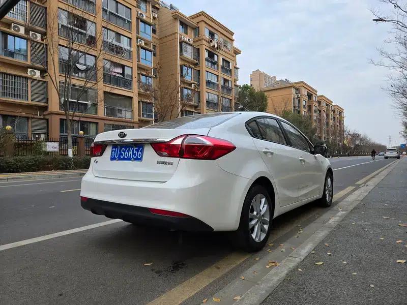 Kia K3 2016 1.6L Automatic GLS — миниатюра 6