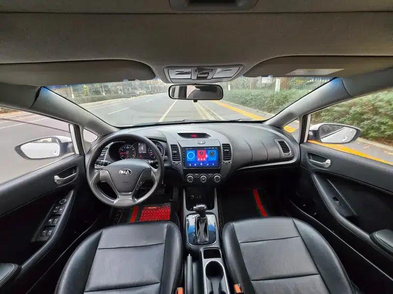 Kia K3 2016 1.6L Automatic GLS — миниатюра 7