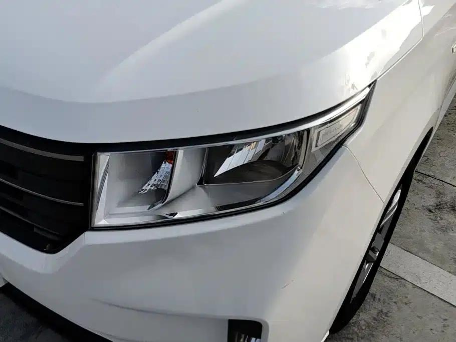 Wuling Hongguang PLUS 2020 1.5L Manual Comfort 7-Seater — миниатюра 5