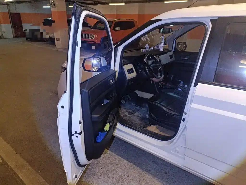 Wuling Hongguang PLUS 2019 1.5T Manual Deluxe 7-Seater — миниатюра 14