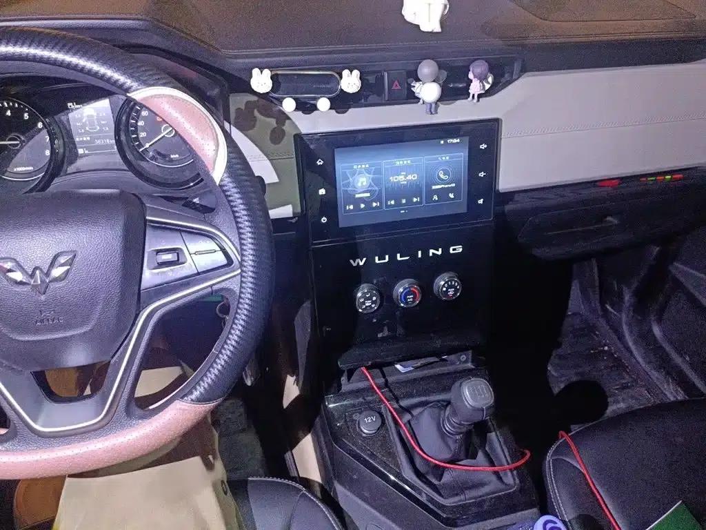 Wuling Hongguang PLUS 2019 1.5T Manual Deluxe 7-Seater — миниатюра 6