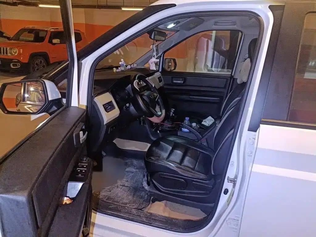 Wuling Hongguang PLUS 2019 1.5T Manual Deluxe 7-Seater — миниатюра 8