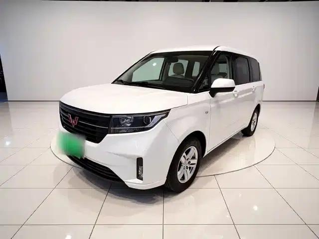 Wuling Hongguang PLUS 2019 1.5T Manual Deluxe 7-Seater