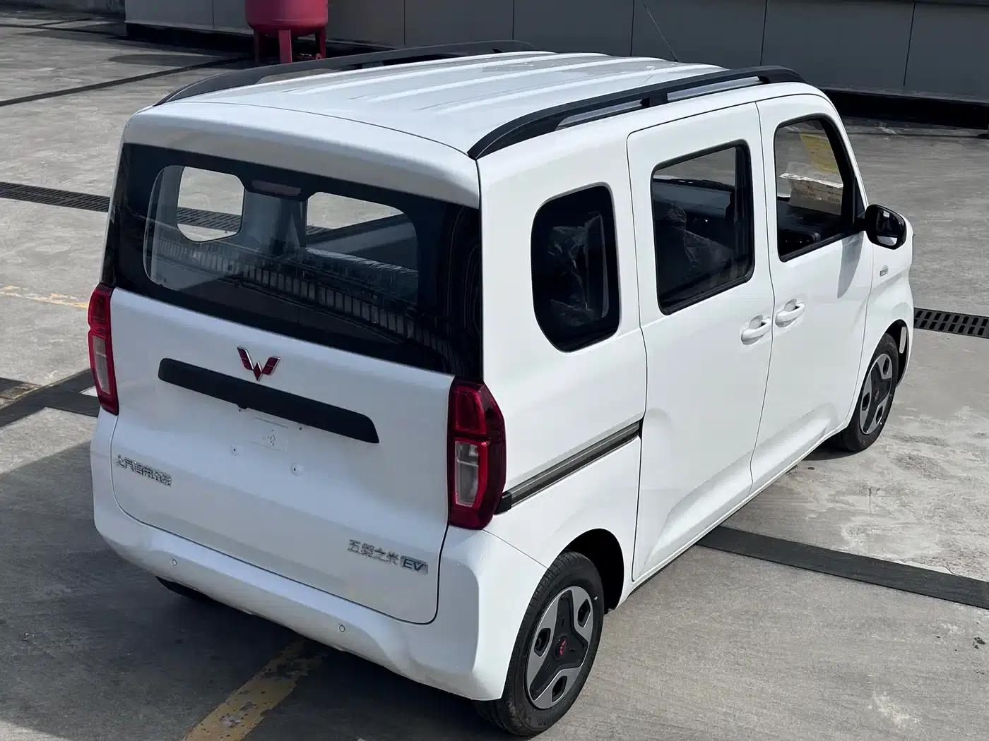 Wuling Sunshine New Energy 2025 Model 305km/h Progressive Edition — миниатюра 8