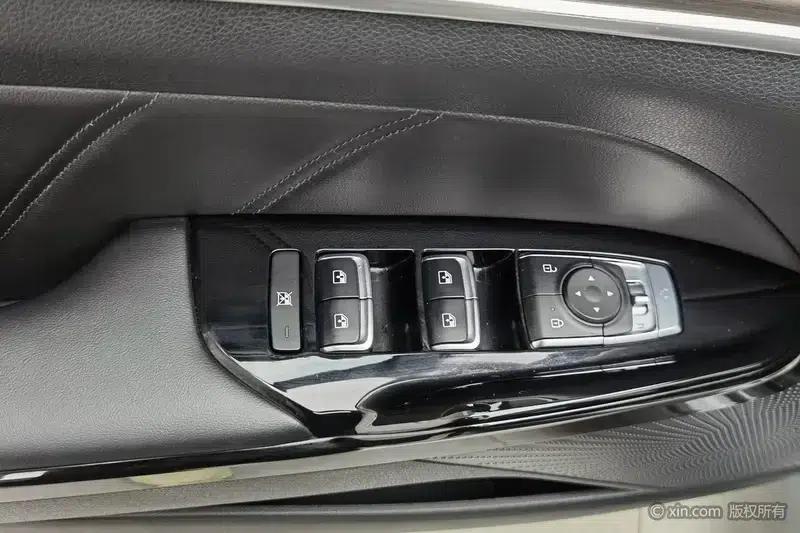 Kia K5 2021 270T CVVD Refresh Edition — миниатюра 22