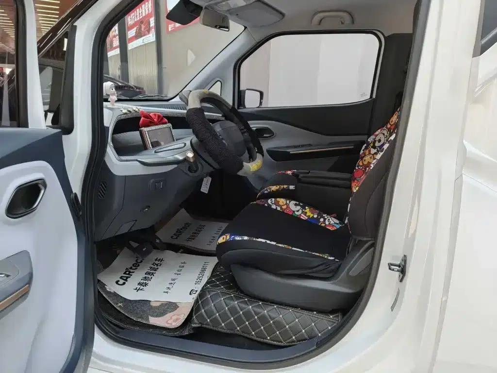Wuling NanoEV 2021 Fun Edition - High Power Version — миниатюра 9