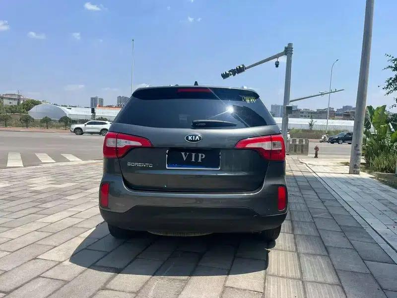 2013 Sorento 2.4L 5-seater Petrol Luxury Edition — миниатюра 5