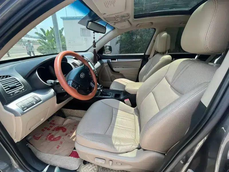 2013 Sorento 2.4L 5-seater Petrol Luxury Edition — миниатюра 8