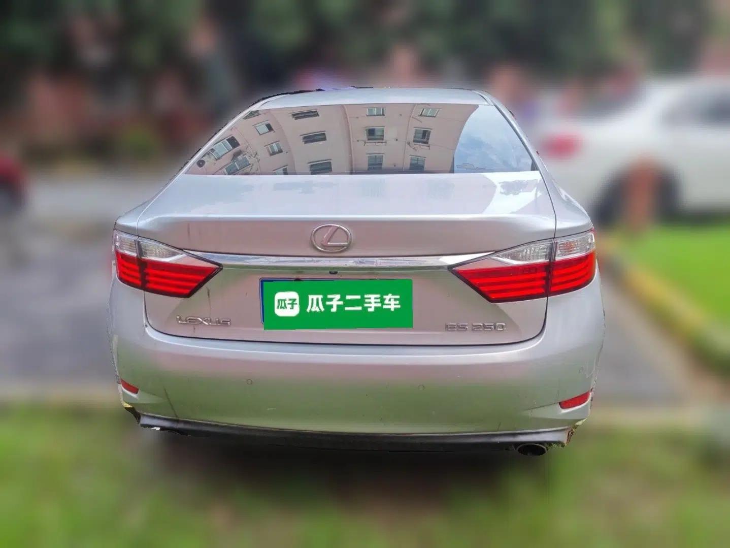 Lexus ES 2013 250 Elegant Edition — миниатюра 5