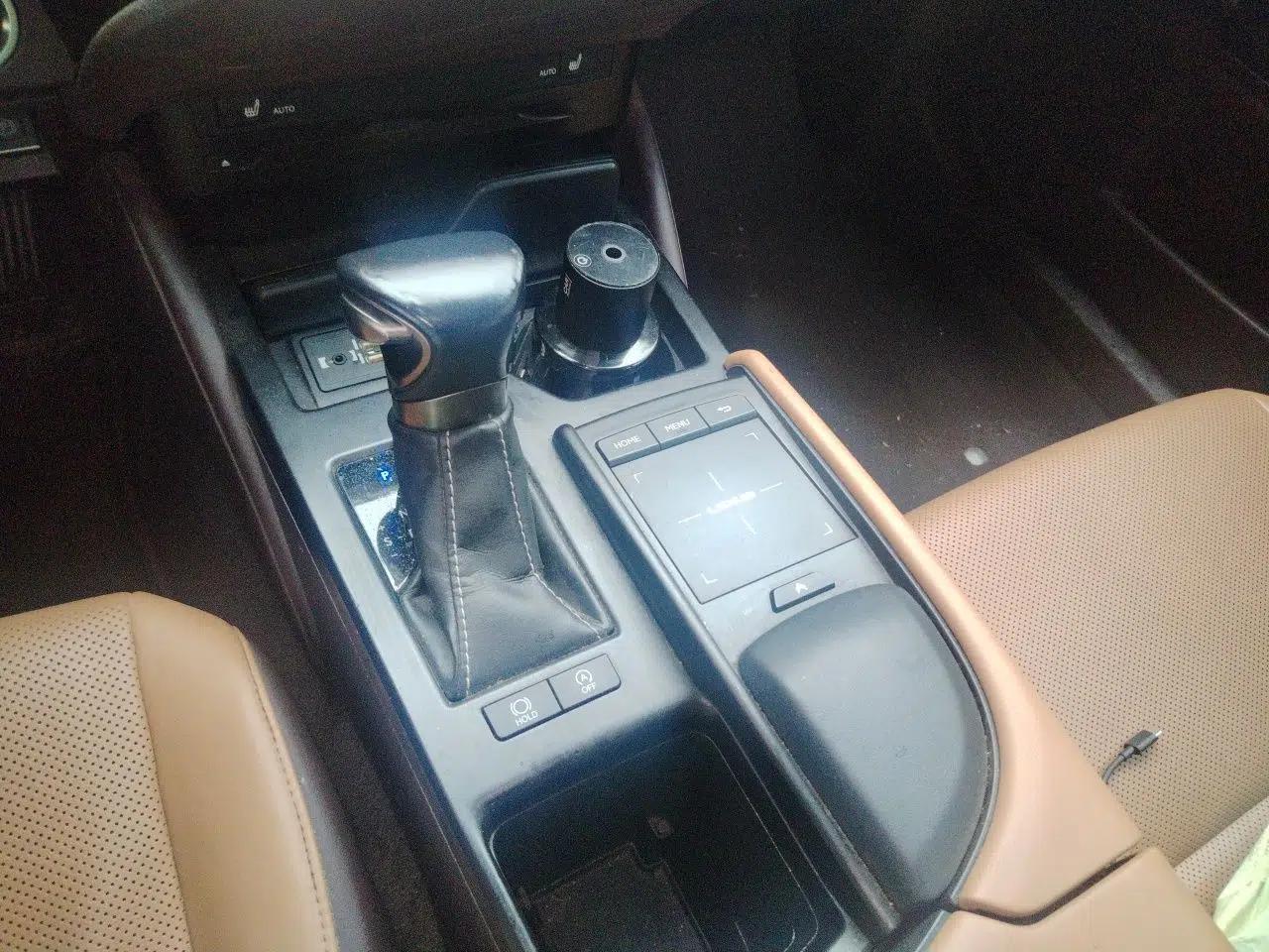 Lexus ES 2018 200 Excellence Edition China V Standard — миниатюра 14