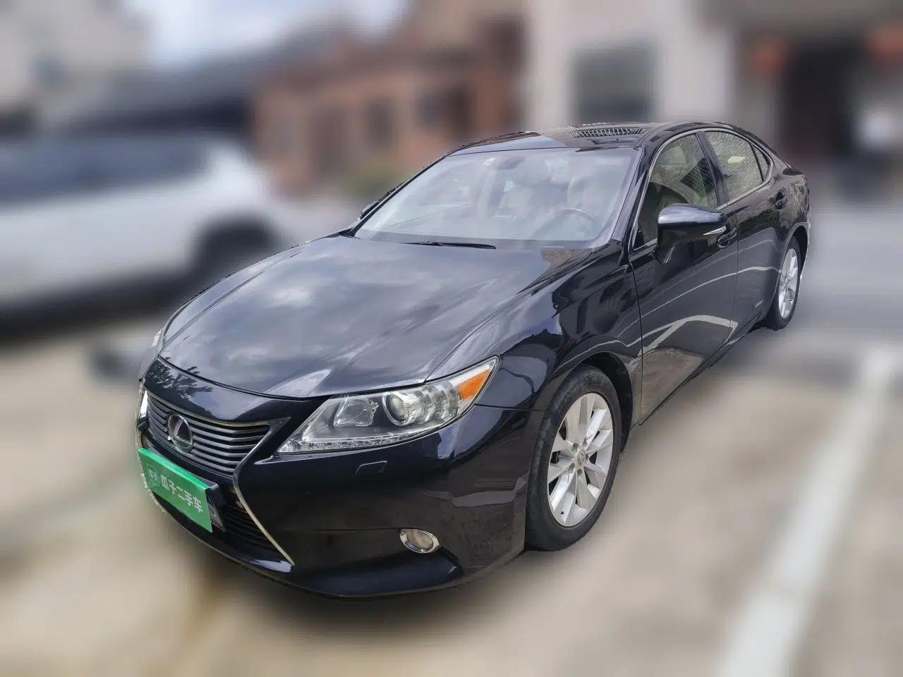 Lexus ES 2013 300h Elite Edition — миниатюра 1