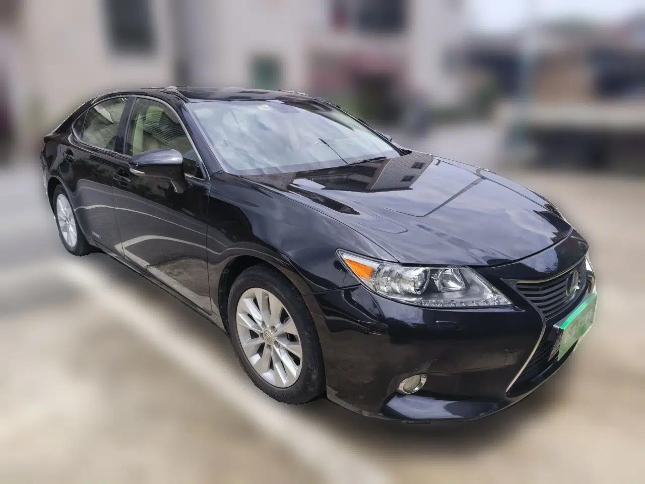 Lexus ES 2013 300h Elite Edition — миниатюра 3