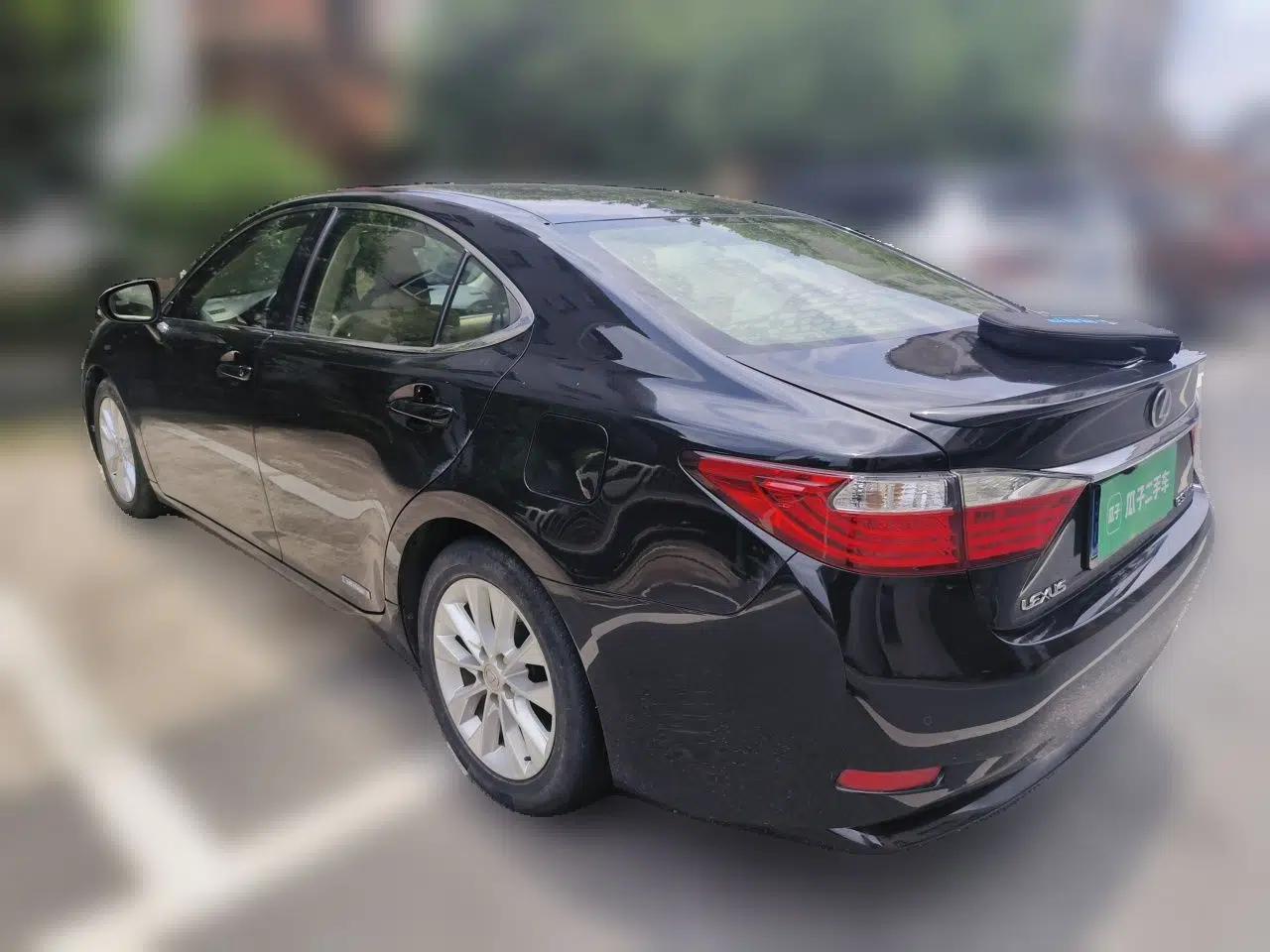 Lexus ES 2013 300h Elite Edition — миниатюра 4