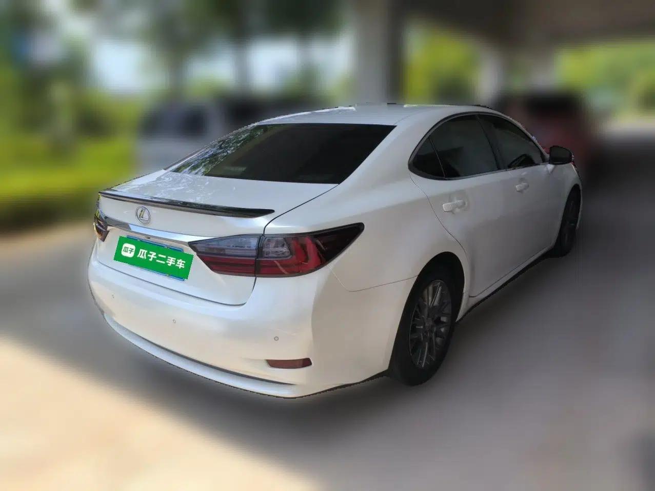 Lexus ES 2017 200 30th Anniversary Edition — миниатюра 6