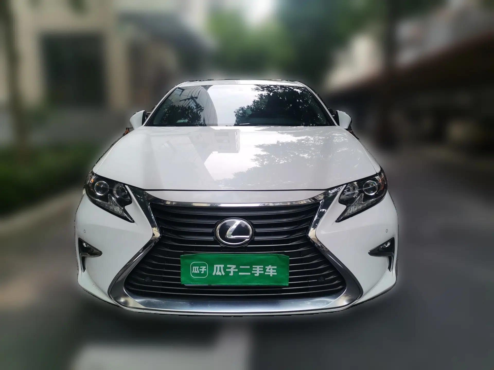 Lexus ES 2015 200 Elite Edition — миниатюра 2