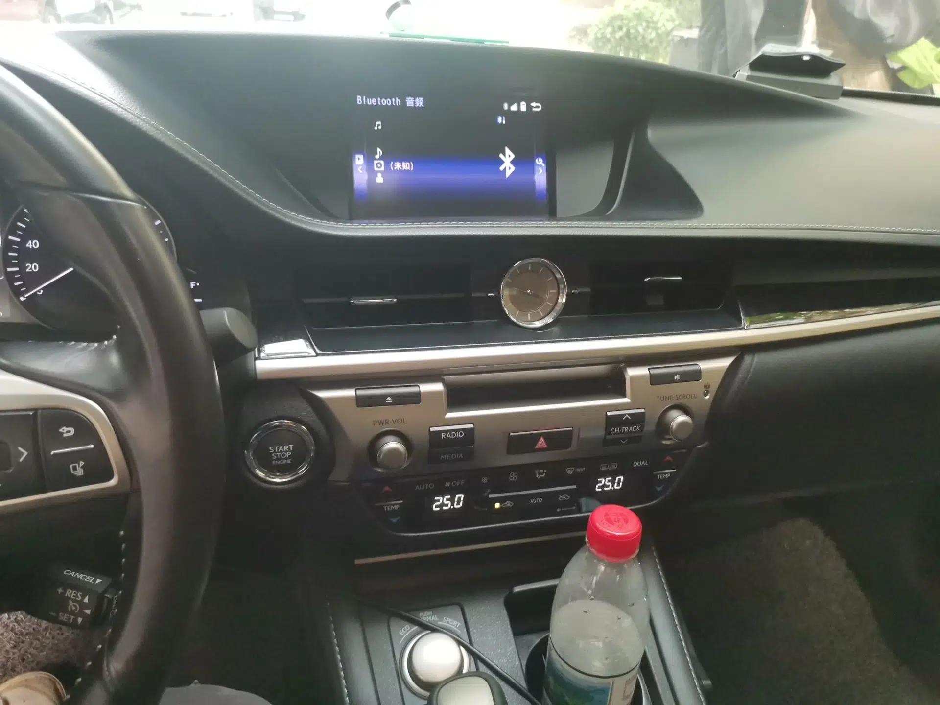 Lexus ES 2015 200 Elite Edition — миниатюра 13