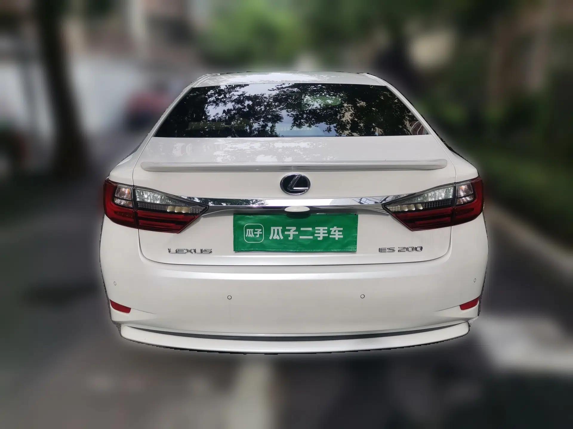 Lexus ES 2015 200 Elite Edition — миниатюра 5