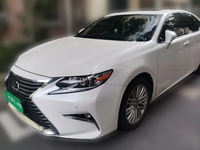 Lexus ES 2015 200 Elite Edition