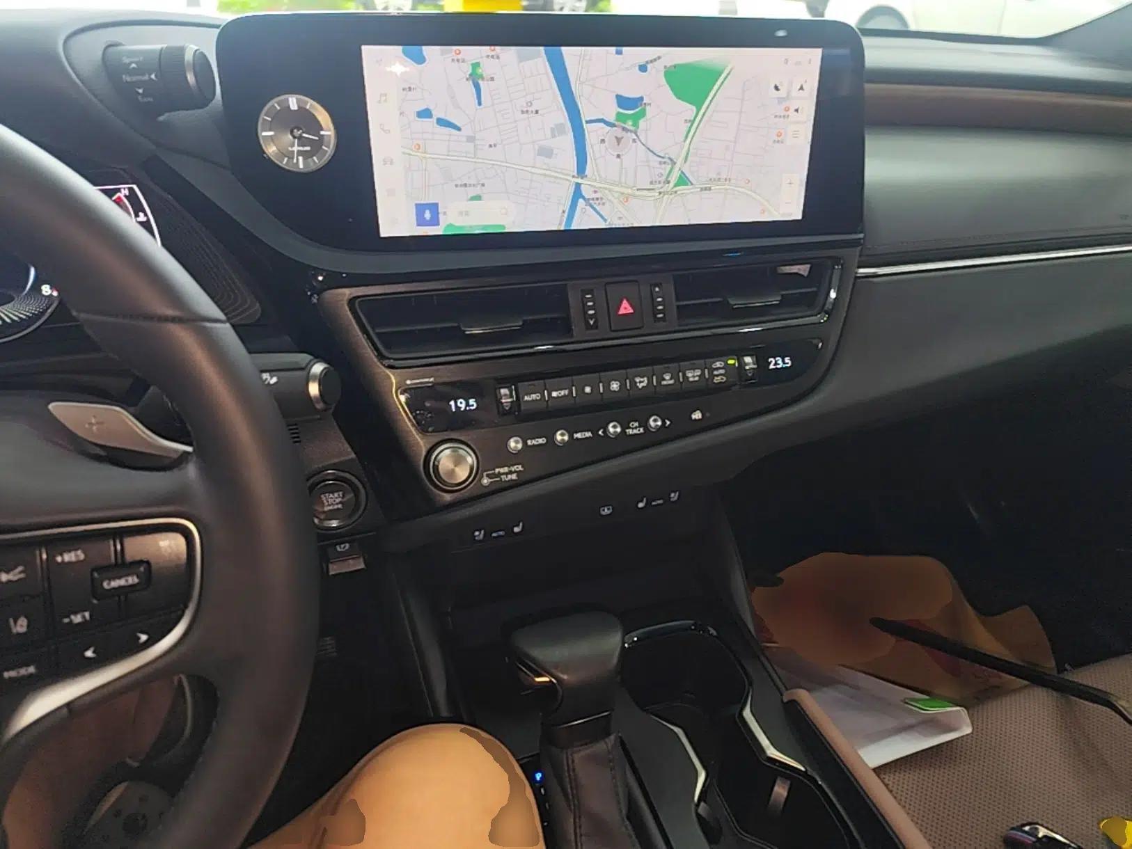 Lexus ES 2024 200 Premium Edition — миниатюра 12