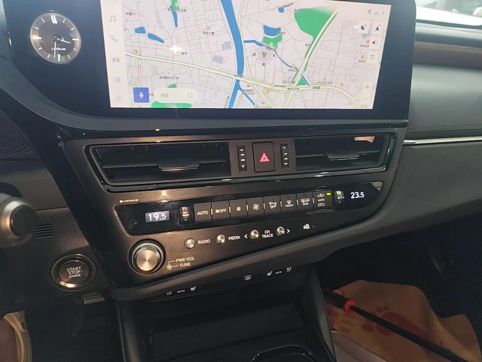 Lexus ES 2024 200 Premium Edition — миниатюра 15