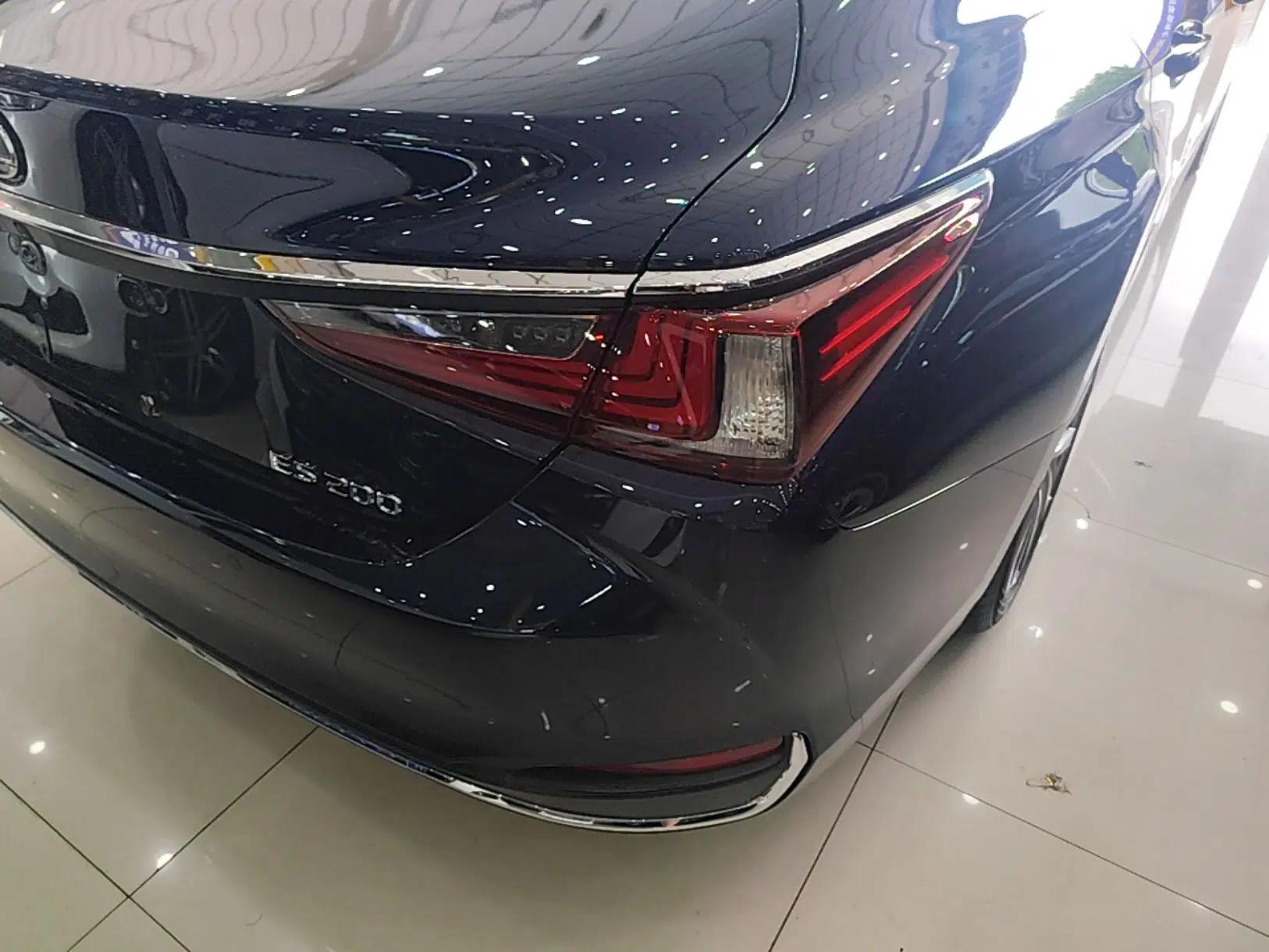 Lexus ES 2024 200 Premium Edition — миниатюра 9