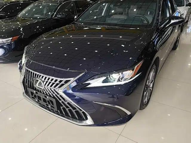 Lexus ES 2024 200 Premium Edition