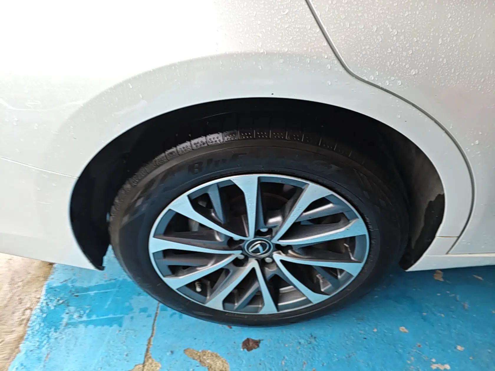 Lexus ES 2023 200 Excellence Edition — миниатюра 11
