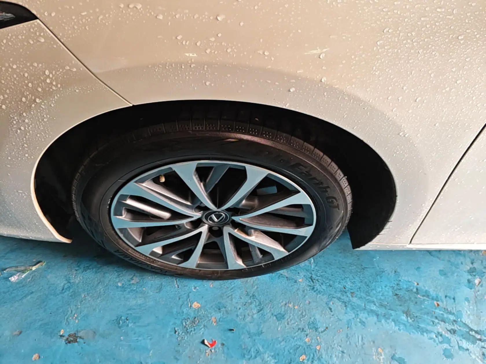 Lexus ES 2023 200 Excellence Edition — миниатюра 10